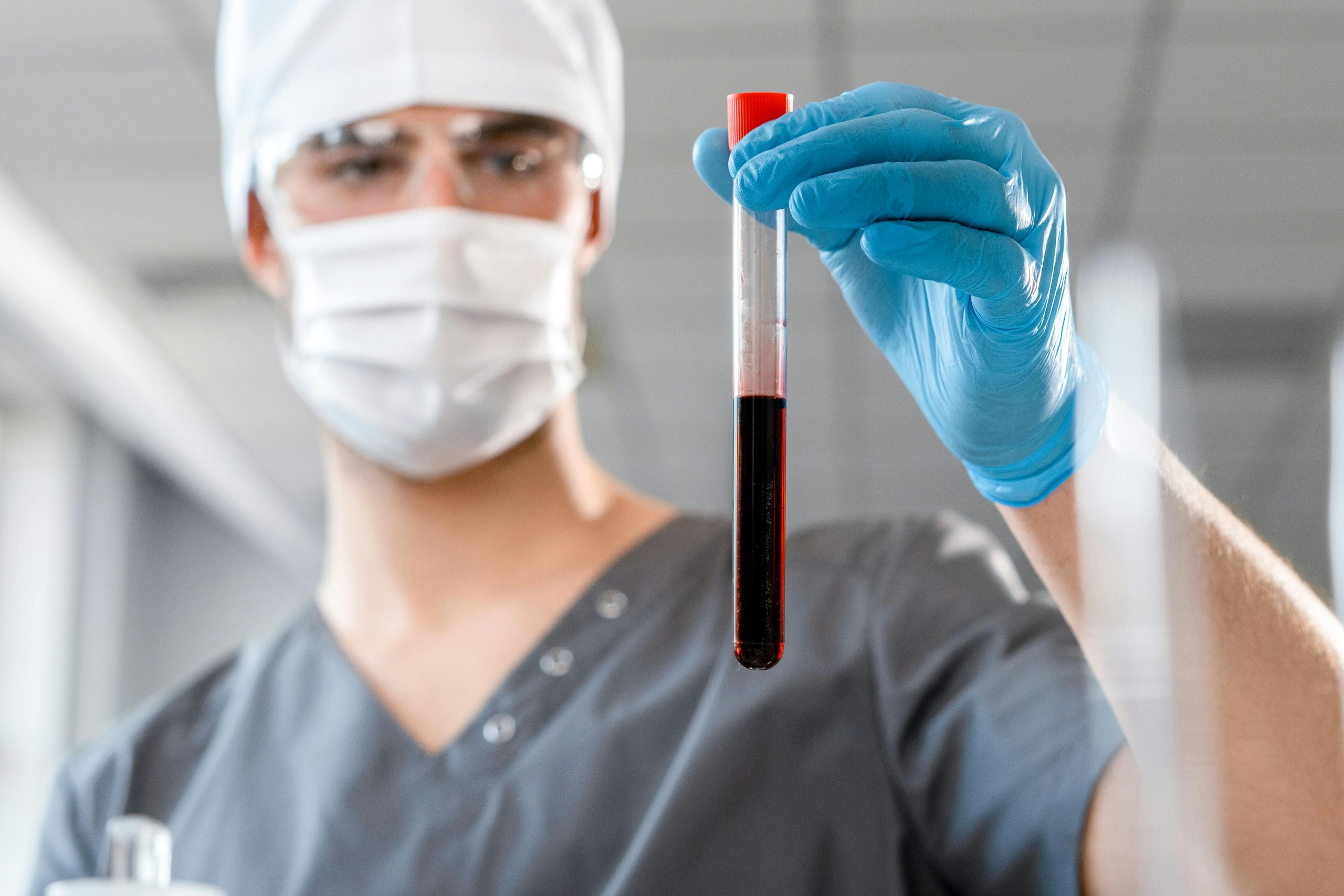 Como Manter Sua Saúde em 2025: Prevenção de Dengue, COVID-19 e Influenza Através de Exames