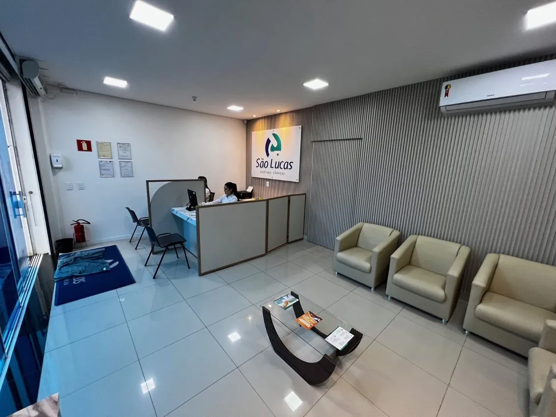 Recepção da unidade matriz do Laboratório São Lucas em Francisco Beltrão